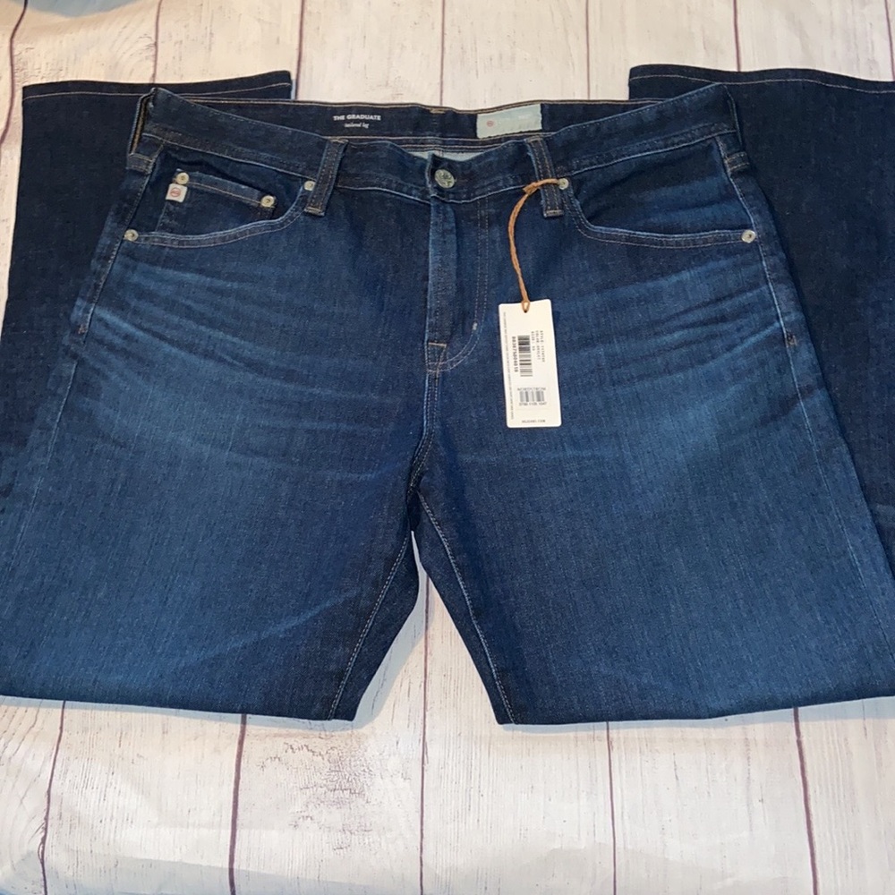 NWT AG The Graduate Jeans Tailored Leg